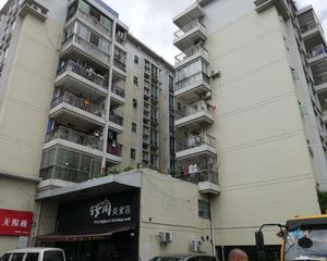 精装修大三房望花园孝德湖旁楼下公交