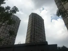 盛世洪城(宿舍) 南北通透,采光好 近地铁 周边匹套完善,,出行方便