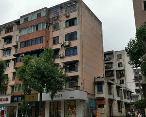 双桥路240号2室1厅西南西