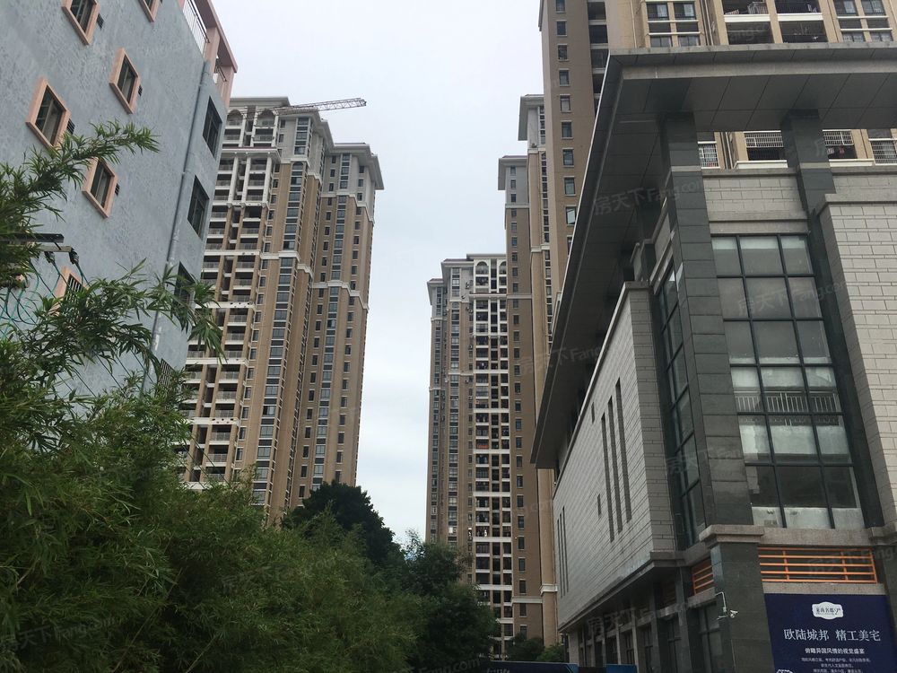小区相关图