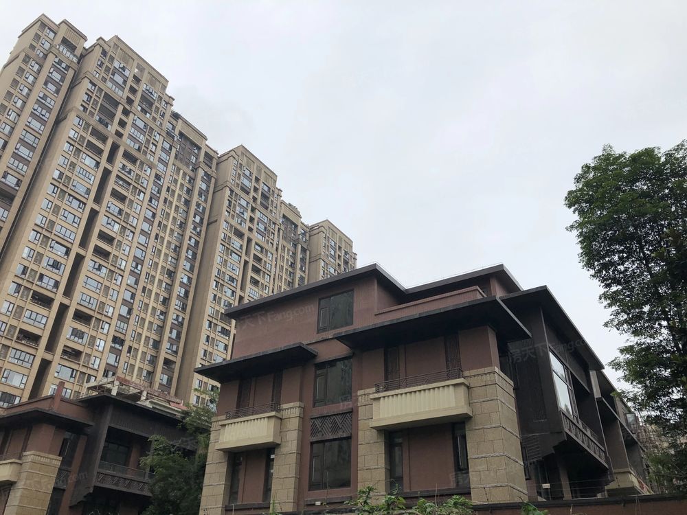 小区相关图