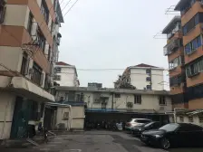 新德华四村 满五为一 带固定车位 飞机户型 诚心出售