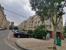 大连小区二楼全明户型五一市场商圈出入方便