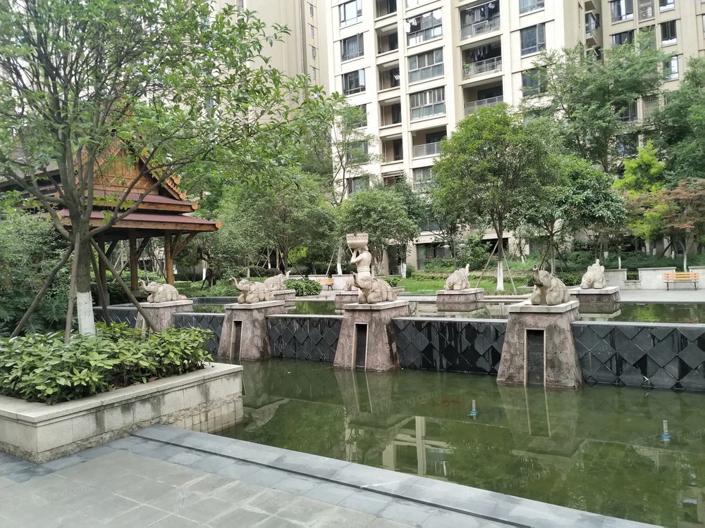 小区相关图