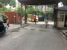 全明户型,类飞机户型小三房、双轨交