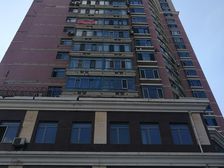 会展商圈黄河绿园电梯封闭小区露台地铁