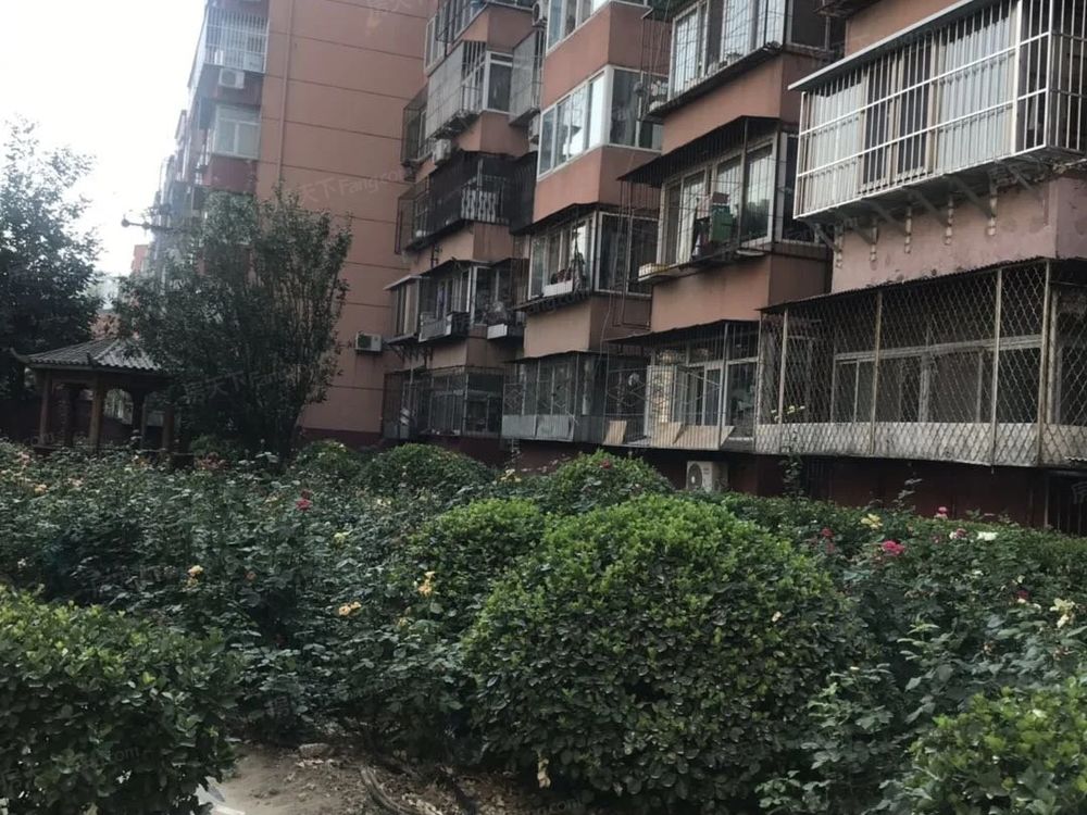 小区相关图
