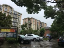 中环旁,场中路地铁7号线,2008年房龄,有钥匙视野好