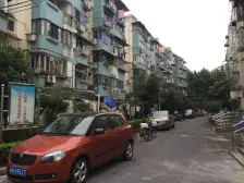 3楼!一梯两户 精装修 客厅带边窗 稀雀户型