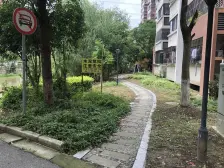 业主诚意出售,出门大悦城繁华街和16号地铁站,随时看