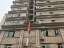 门口地铁公交,交通便利,朝向好