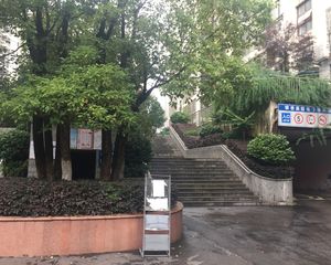 银杏嘉园4室1厅南北