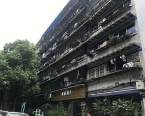 西马棚街28号3室2厅西南东南西北