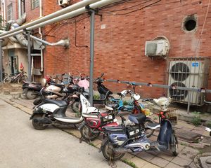 联盟路郑州路新小区中间楼层大两室南北通透