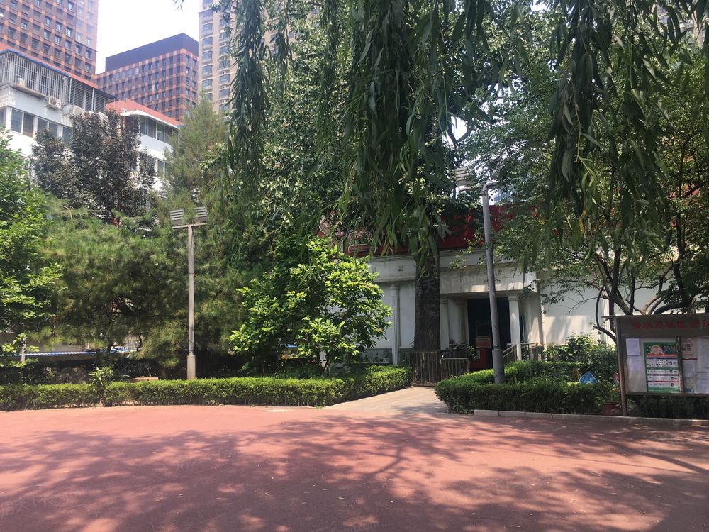 小区相关图