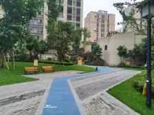 奥园广场旁精装一室,业主多余房产诚心出售