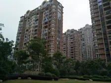 世纪朝阳中央城 南北通透,采光好 中间楼层