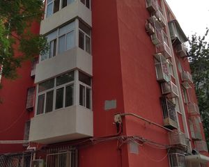满五唯一,精装修,采光好,小区有车位,次顶层