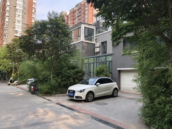 春江花月别墅实景图