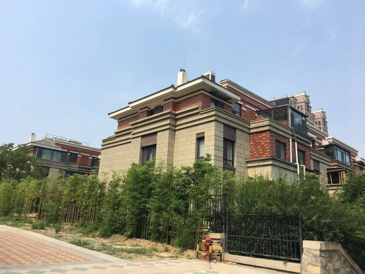 名士豪庭别墅实景图