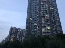 真正的精装修 拎包入住一房 视野采光好