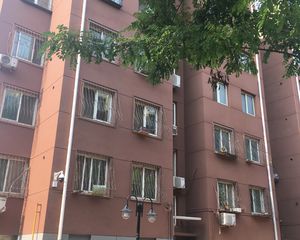 茗畅园广场底层3室精装有家具北国保广旁