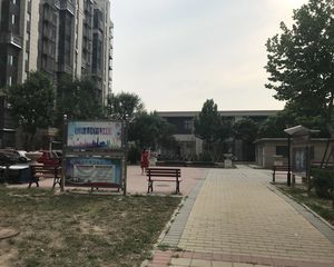 先锋公寓2室2厅南