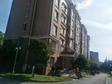 动迁税费少,户型方正,房东急售,随时可看