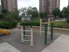 此房一手动迁,中等精装修,可以拎包入住,权属清晰,