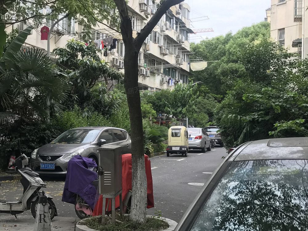 小区相关图