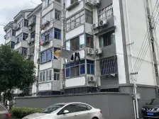 江川一村 精装两房朝南 中间楼层采光好