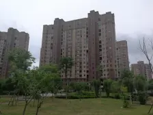 此房一手动迁,清水毛坯,户型方正,权属清晰