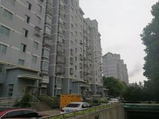 精装修,三房两厅两卫,诚心出售