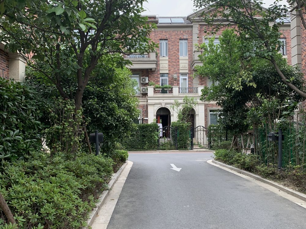 小区相关图