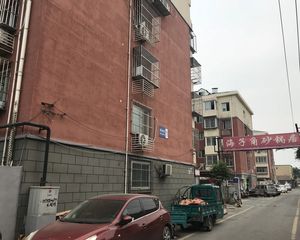 海子角小区精装修可拎包南北通透两居