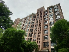 海逸公寓 5室2厅 南 北