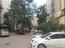 二环内 地铁口 满五年 双气朝南一室一厅 采光视野好