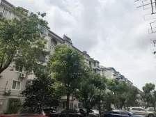 中间楼层,双南两房, 全明户型客厅有窗户,得房率高