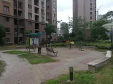 此房一手动迁,简单装修,视野开阔,权属清晰