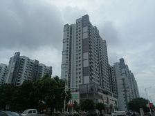 贵阳市场新大润发侨港风情街北海人民附属医院