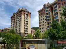 孙家疃山海城多层一楼带院 接手可做民宿