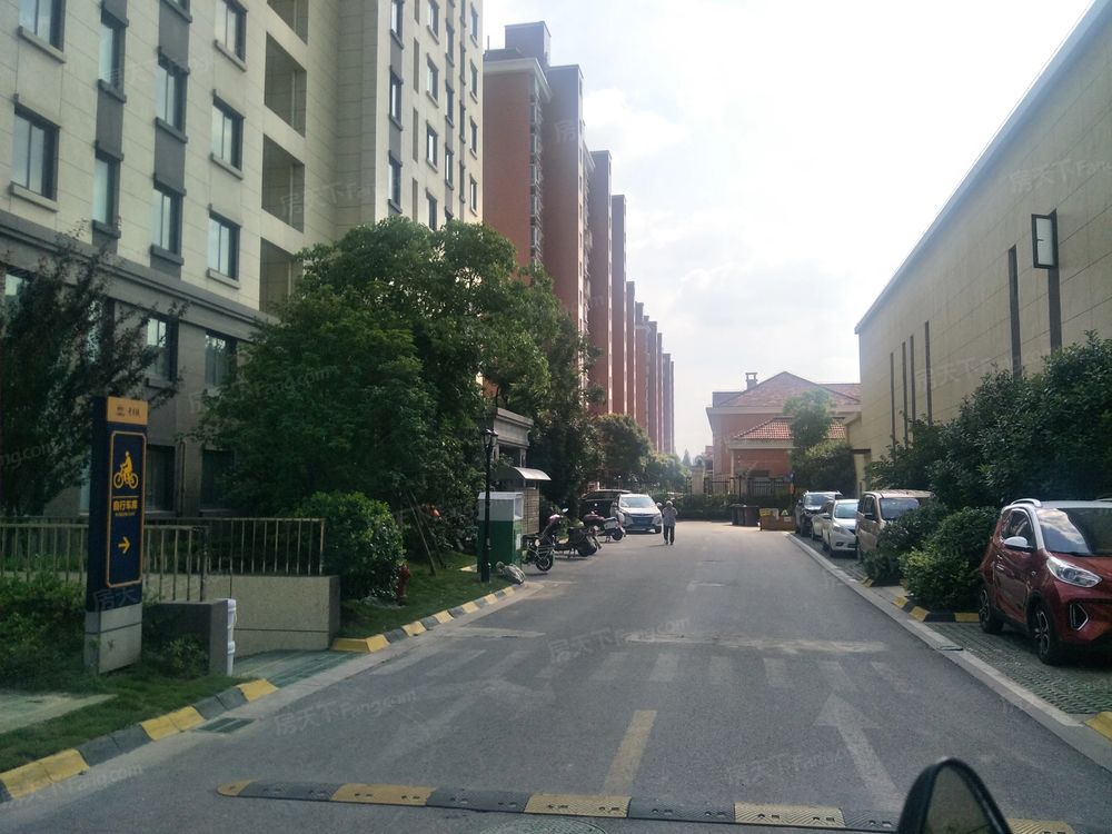 小区相关图