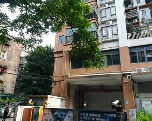 骏和大厦4室1厅东南东南西南北