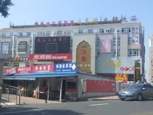 悦海小区房子房本满五年,采光通风好,交通出行便利。