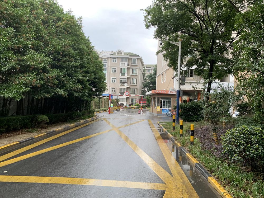 小区相关图
