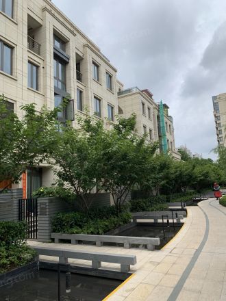 仁恒森兰雅苑一期别墅实景图