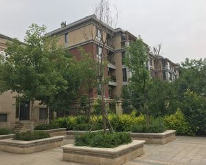 精装两居采光视野很好环境优美格局方正