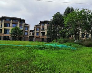 广汇御园二期A区4室2厅南
