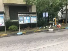 阁楼已做好,地铁口,双广场,精装修,诚意卖 。