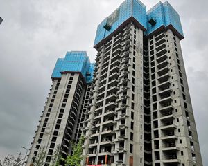 广汇御园二期B区4室2厅东南